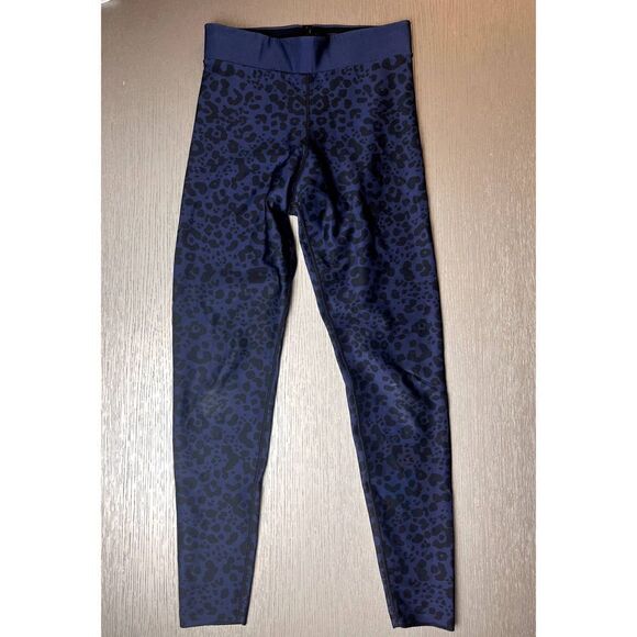 COR by ULTRACOR Capri Leggings Blue/Black Leopard Print Size Small - Picture 1 of 6